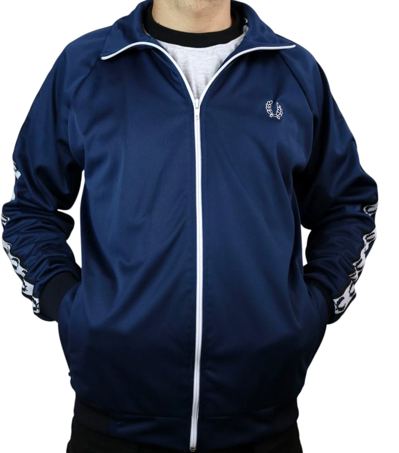 Chaqueta deportiva azul oscuro  2