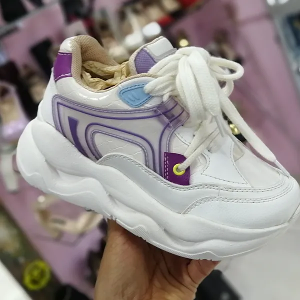 TENIS