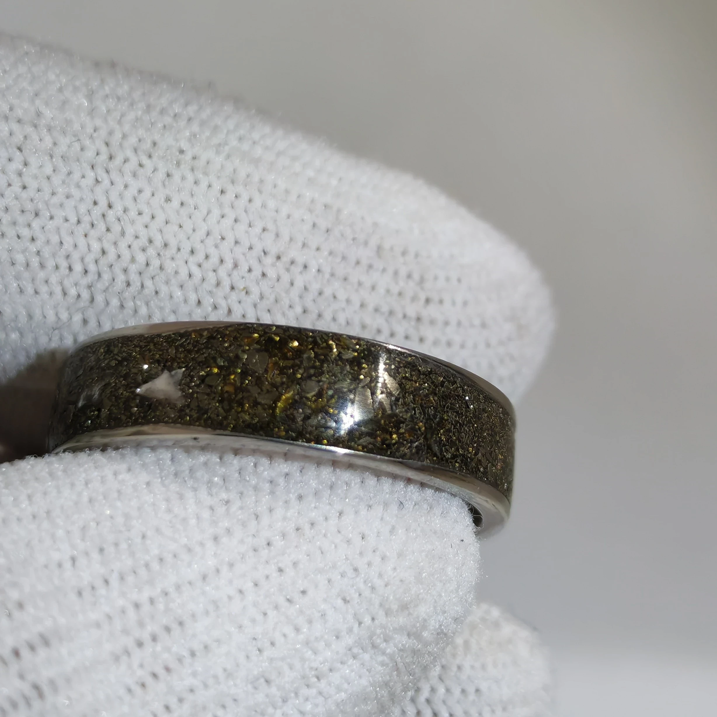 Anillo Ocaso de Estrellas en Pirita 3