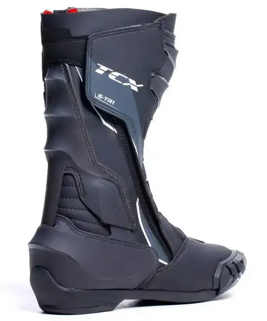 BOTAS DE PROTECCIÓN MUJER 3