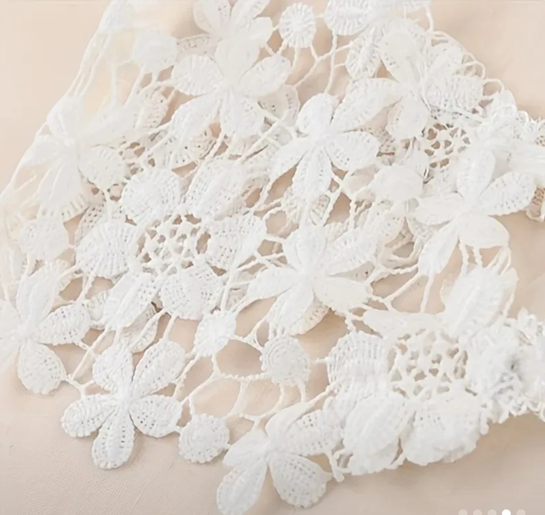 DIADEMA DE FLORES NIÑA BL 3