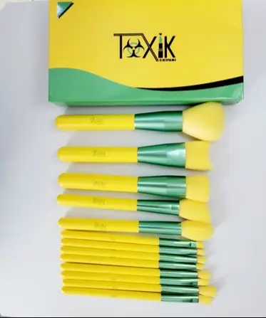 Lemon - Set de 13 brochas Toxik by Docolor 4
