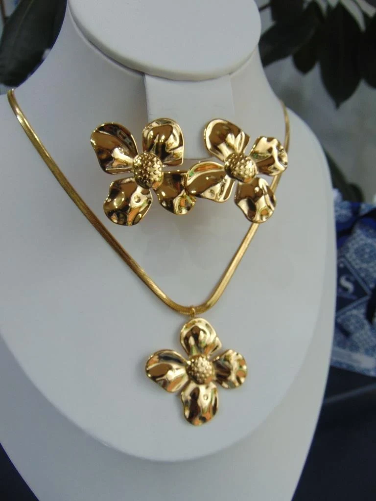 JUEGO ACERO DOR PLANA MAXI FLOR  2