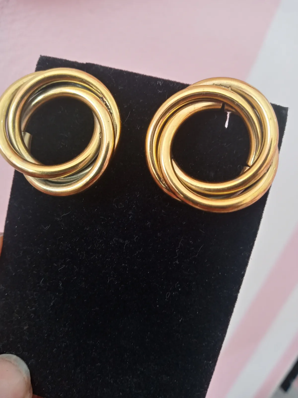 Aretes  2