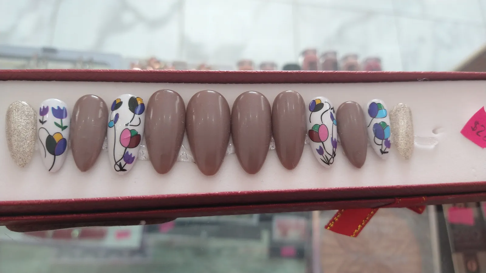Uñas cafe