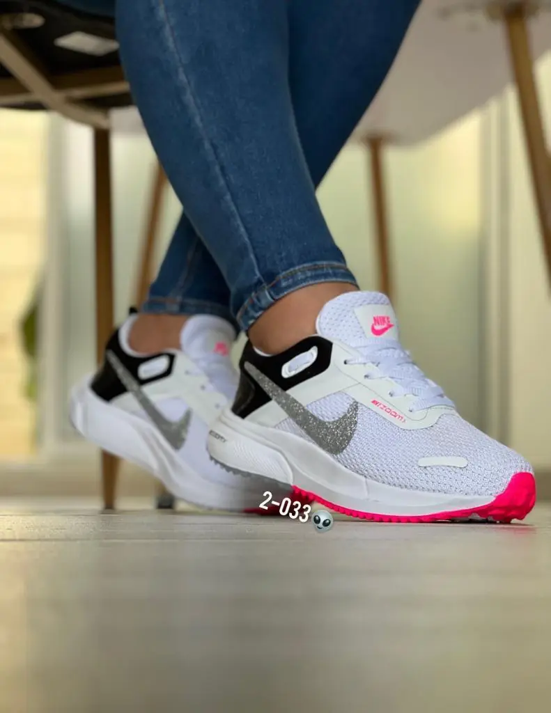 NIKE TY AA 4