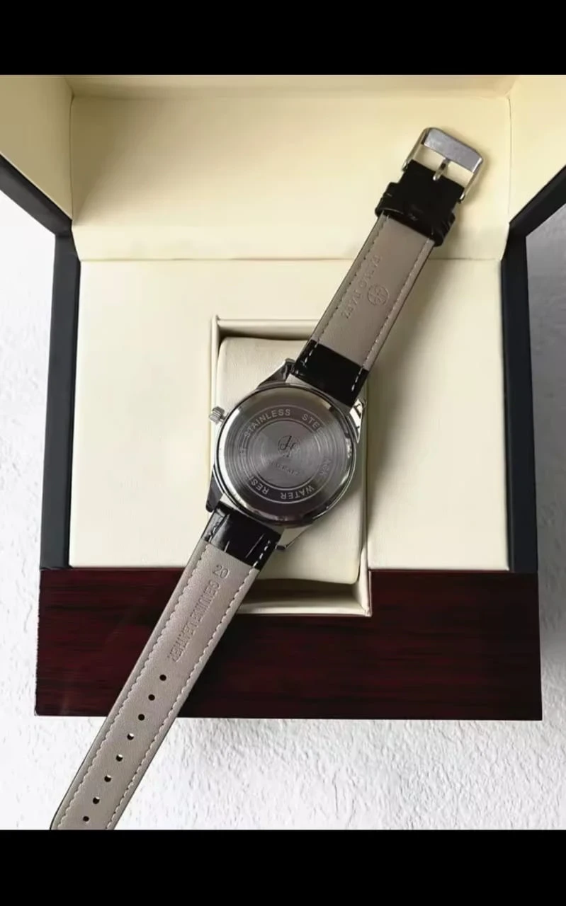 Reloj clásico/ Pablo Raez  5
