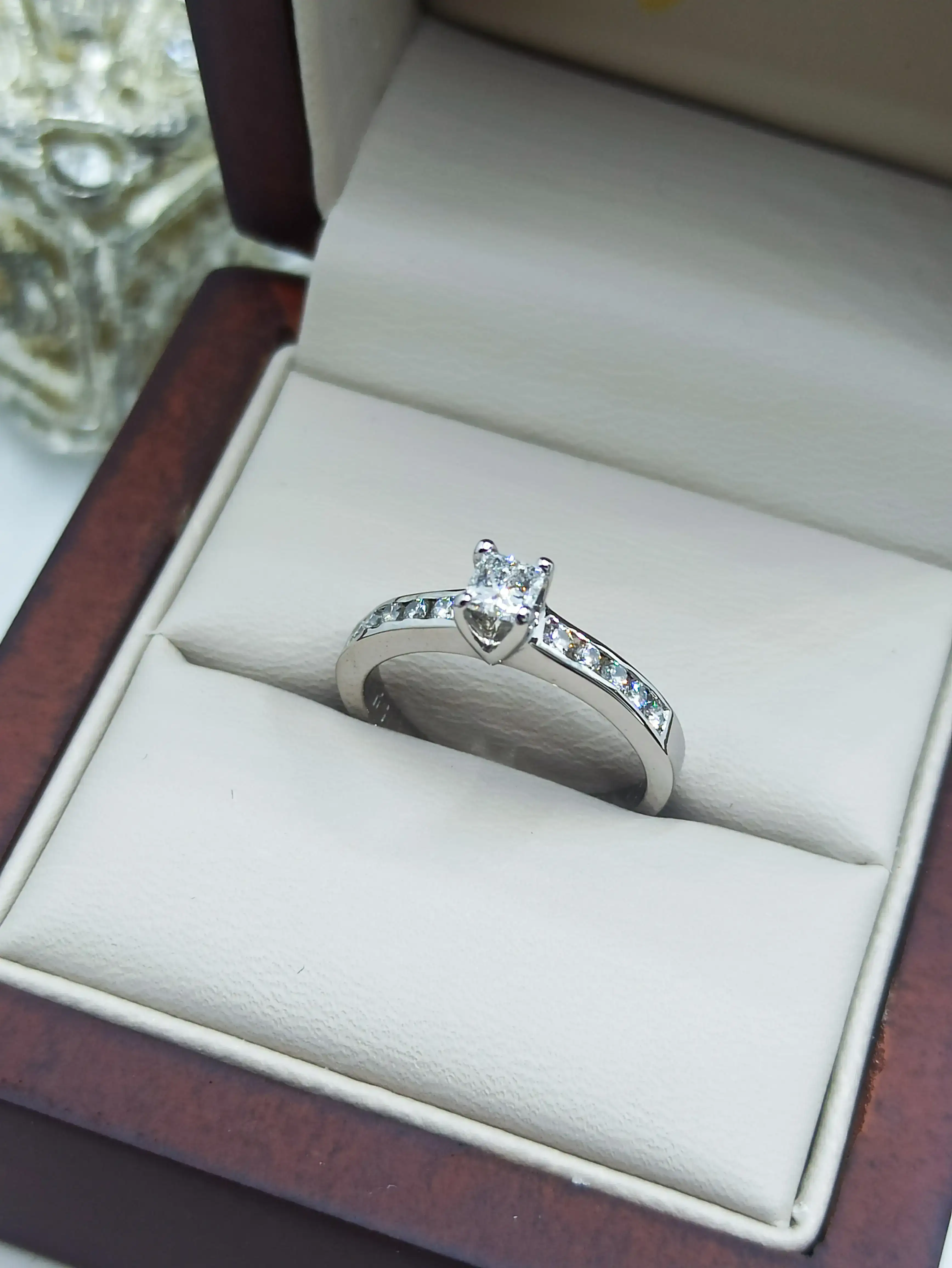 Anillo de compromiso Princess