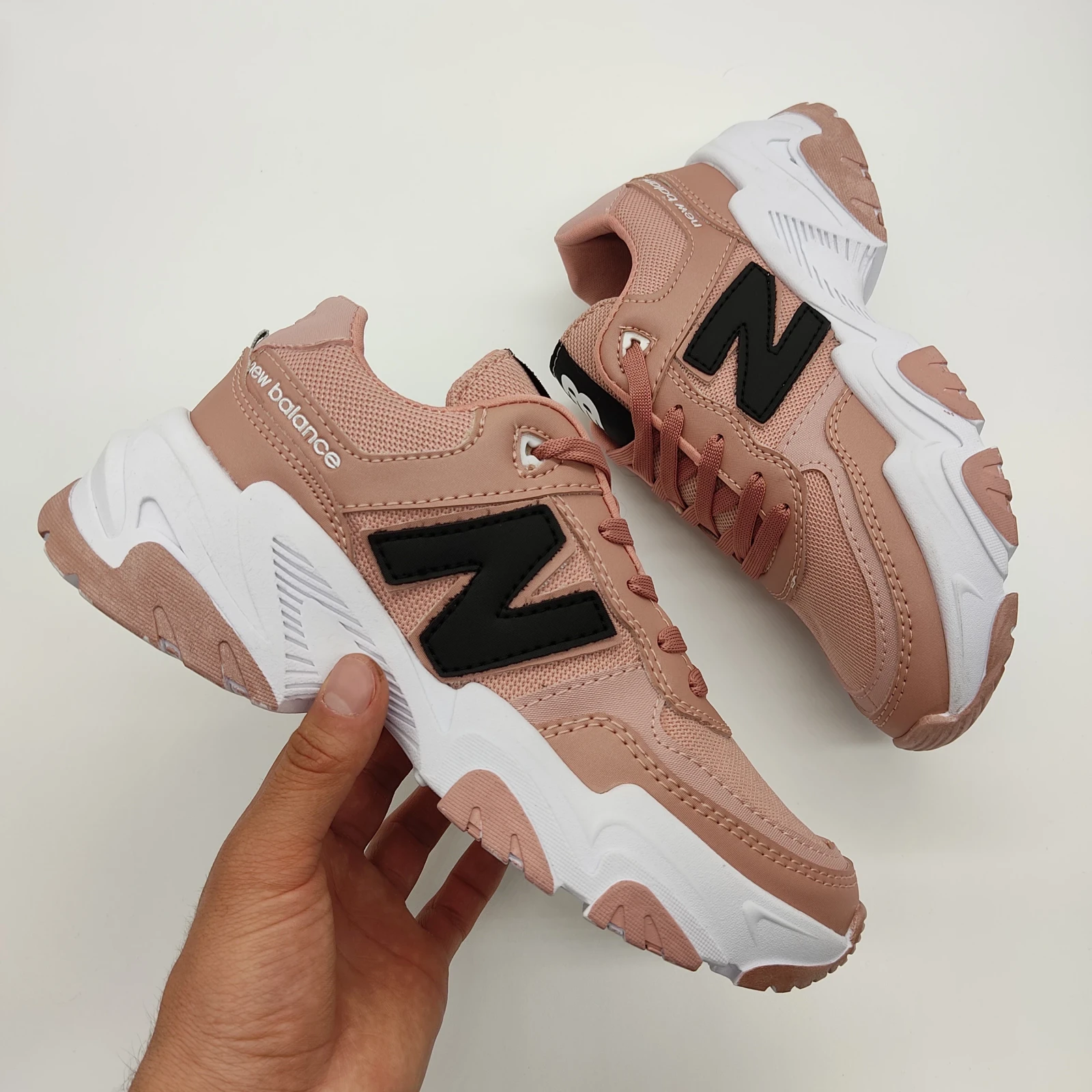 NEW BALANCE ROSA (Colombiano) 10