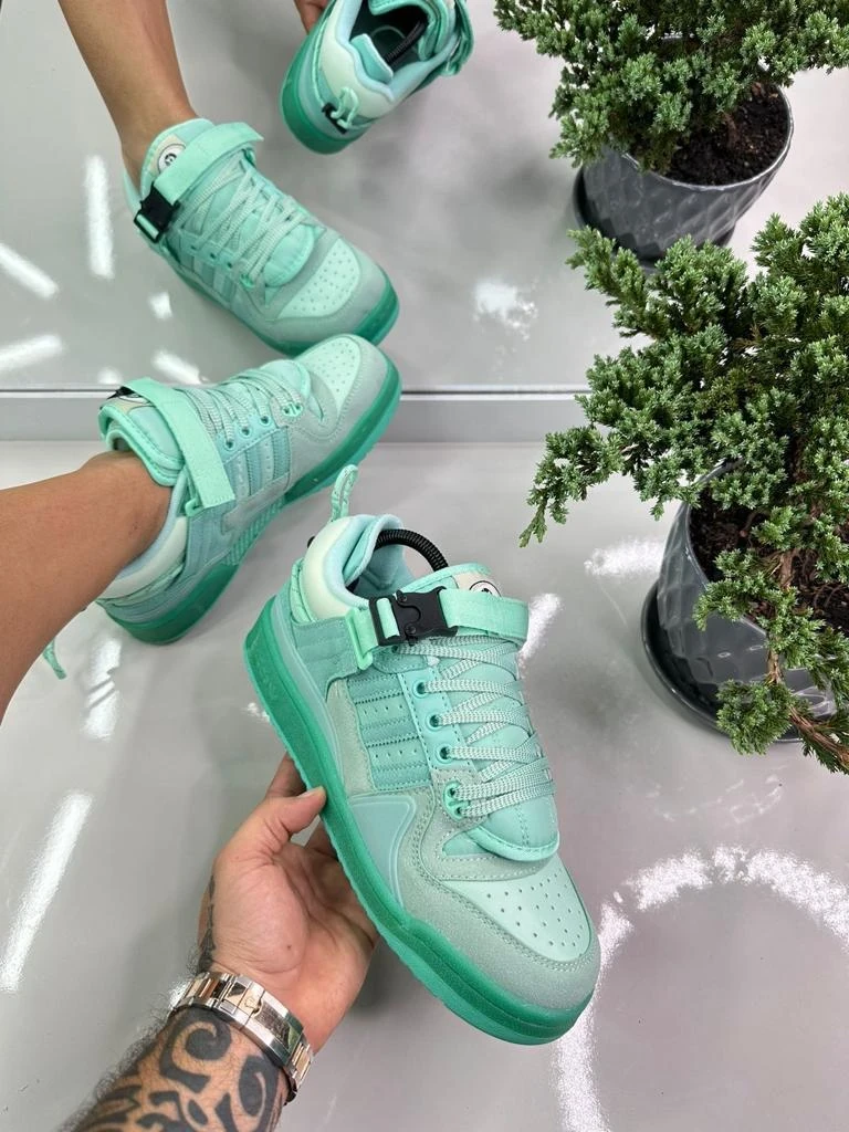 ADIDAS FORUM X BAD BUNNY (1.1 PANAMEÑO)