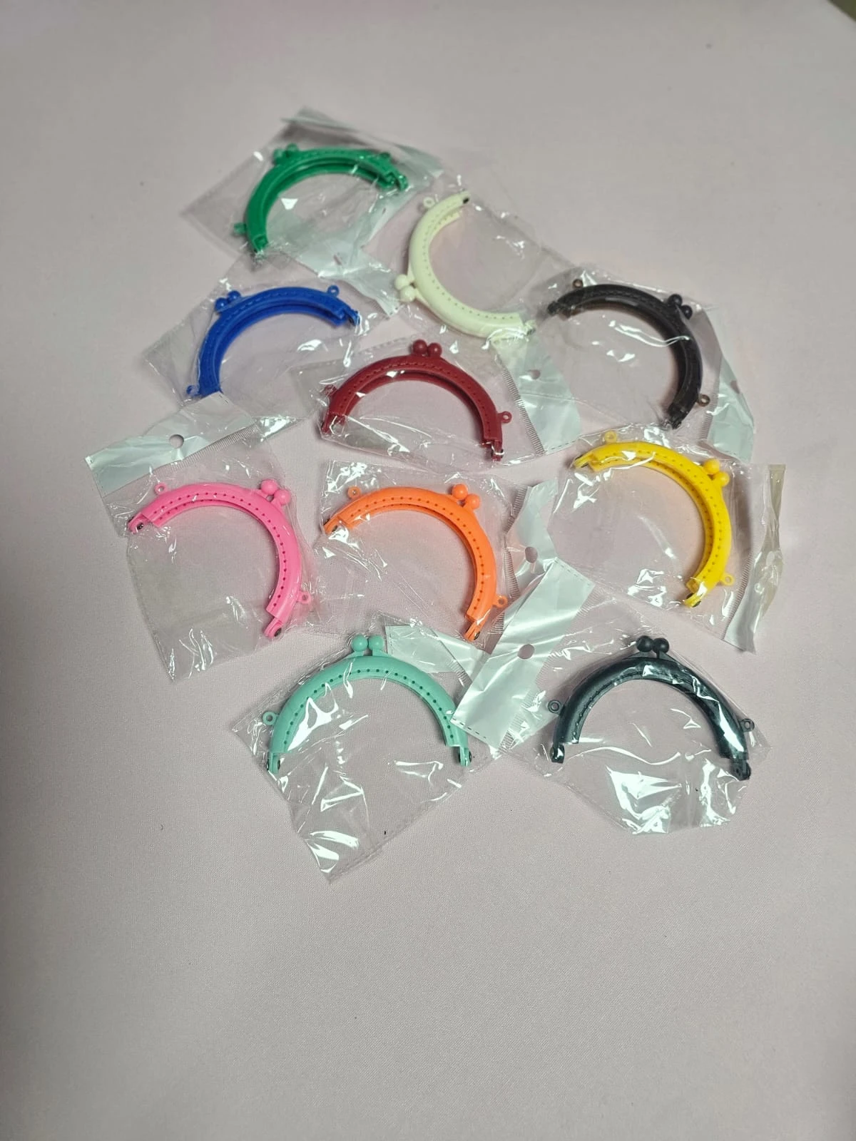 BOCA DE LOBO COLORES MONEDERO