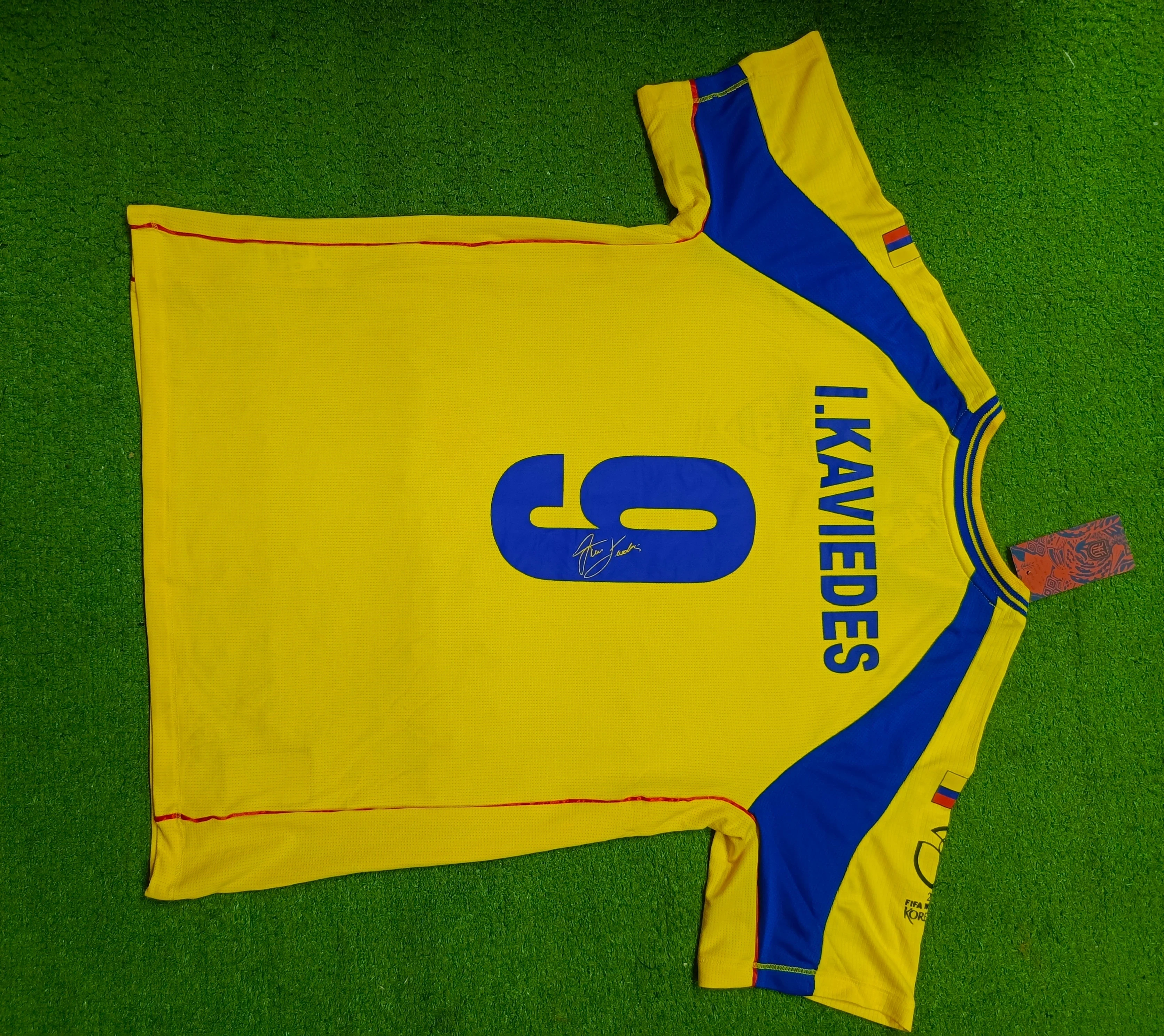 LEYENDA ECUADOR 2002  2
