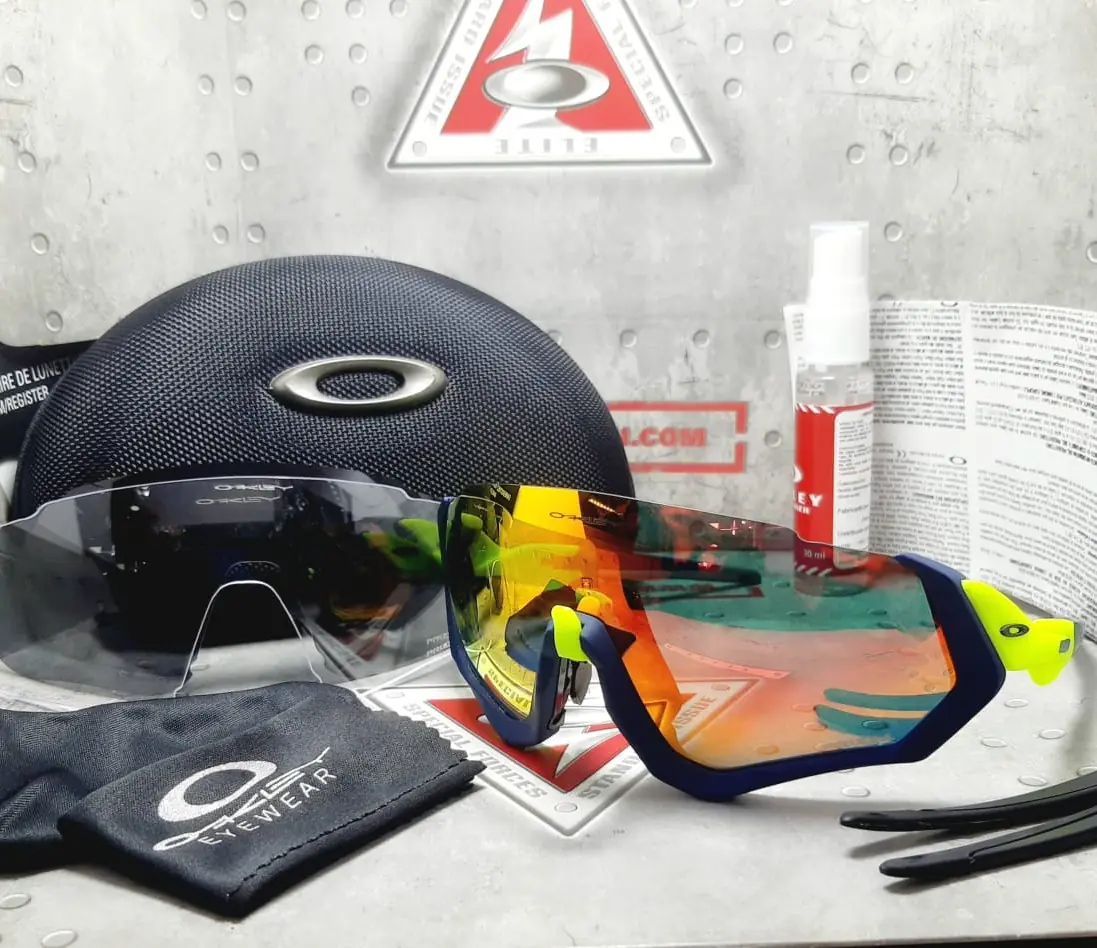 OAKLEY FLIGHT JACKET