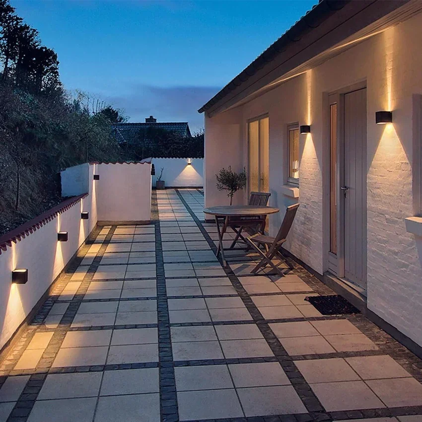 APLIQUE PARED CUBIC NEGRO REGULABLE 6W IP54 LUZ CALIDA/3000KK  3