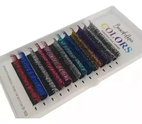 Pestañas con brillos 