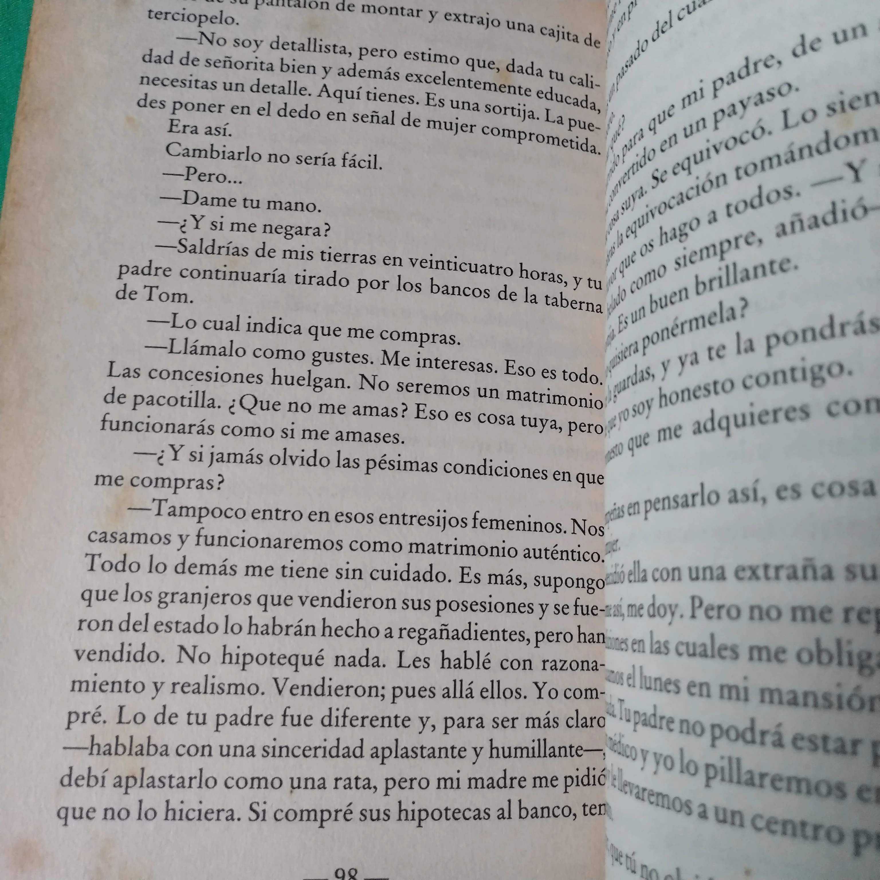 Matrimonio obligado , Corin Tellado usado 4