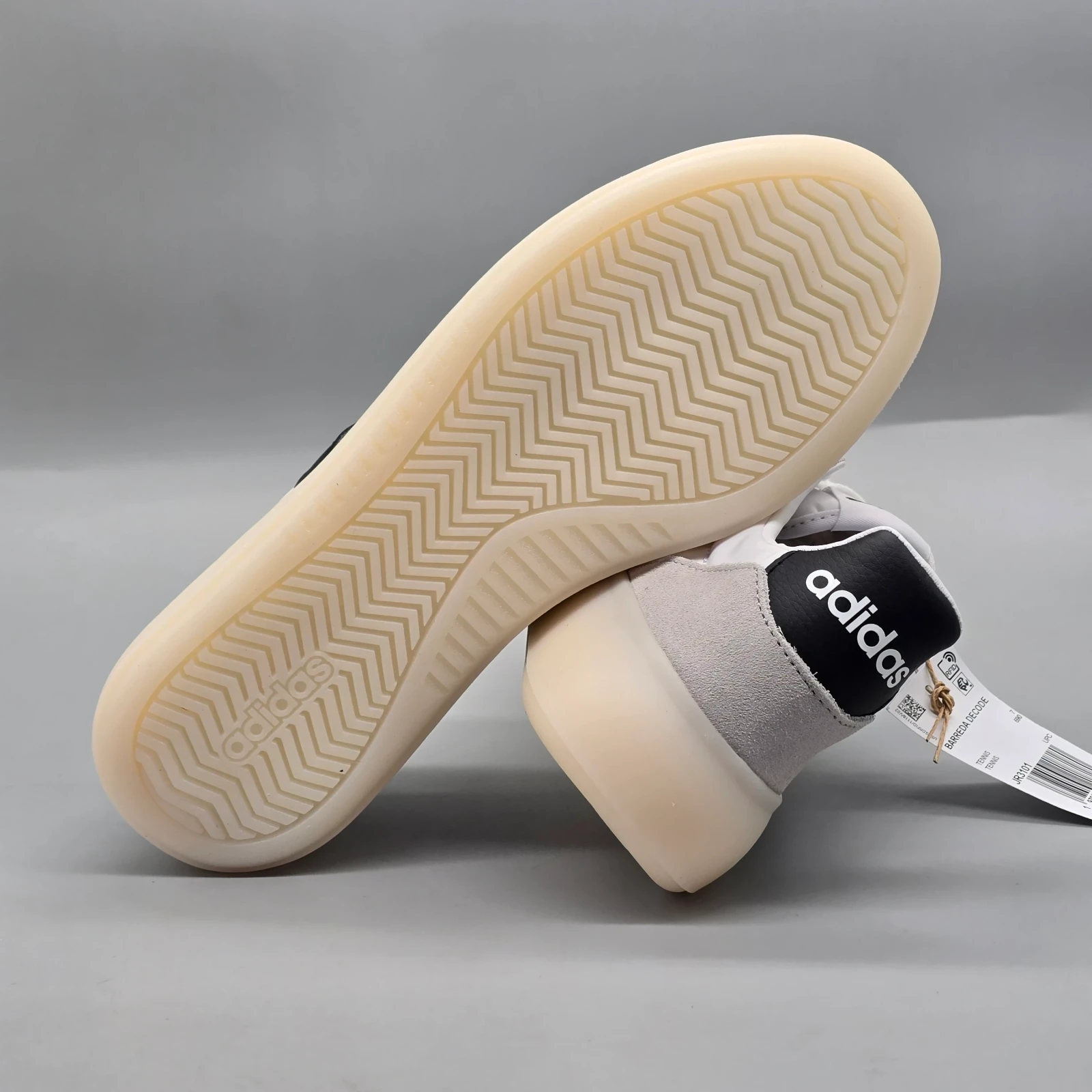 ADIDAS BARREDA DECODE  8