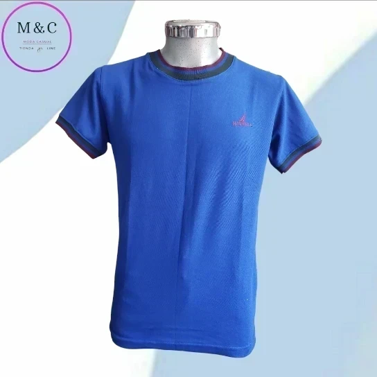 Playera CH cuello redondo