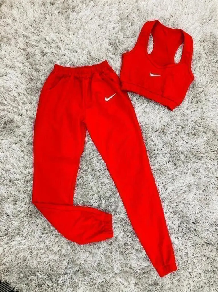 Conjunto top Nike 2