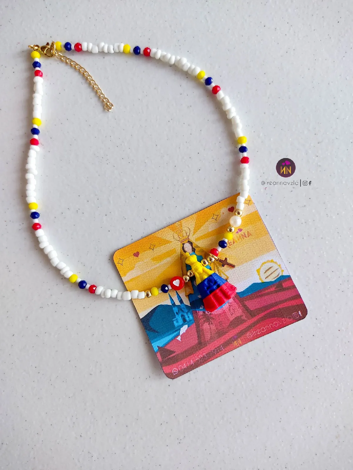 Collar Virgen del Valle tricolor 🇻🇪 2