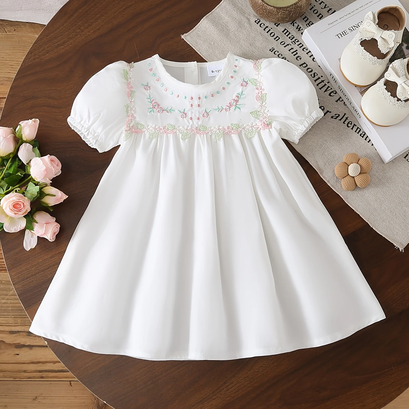 VESTIDO CORTO DE BEBÉ  2