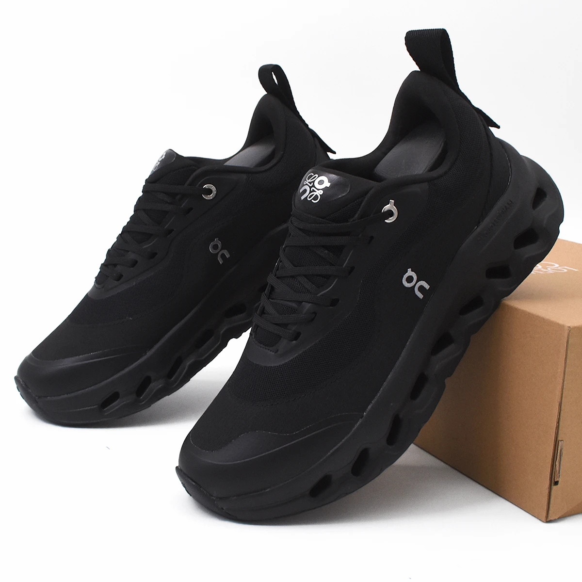 Tenis On Cloud LOWE 8