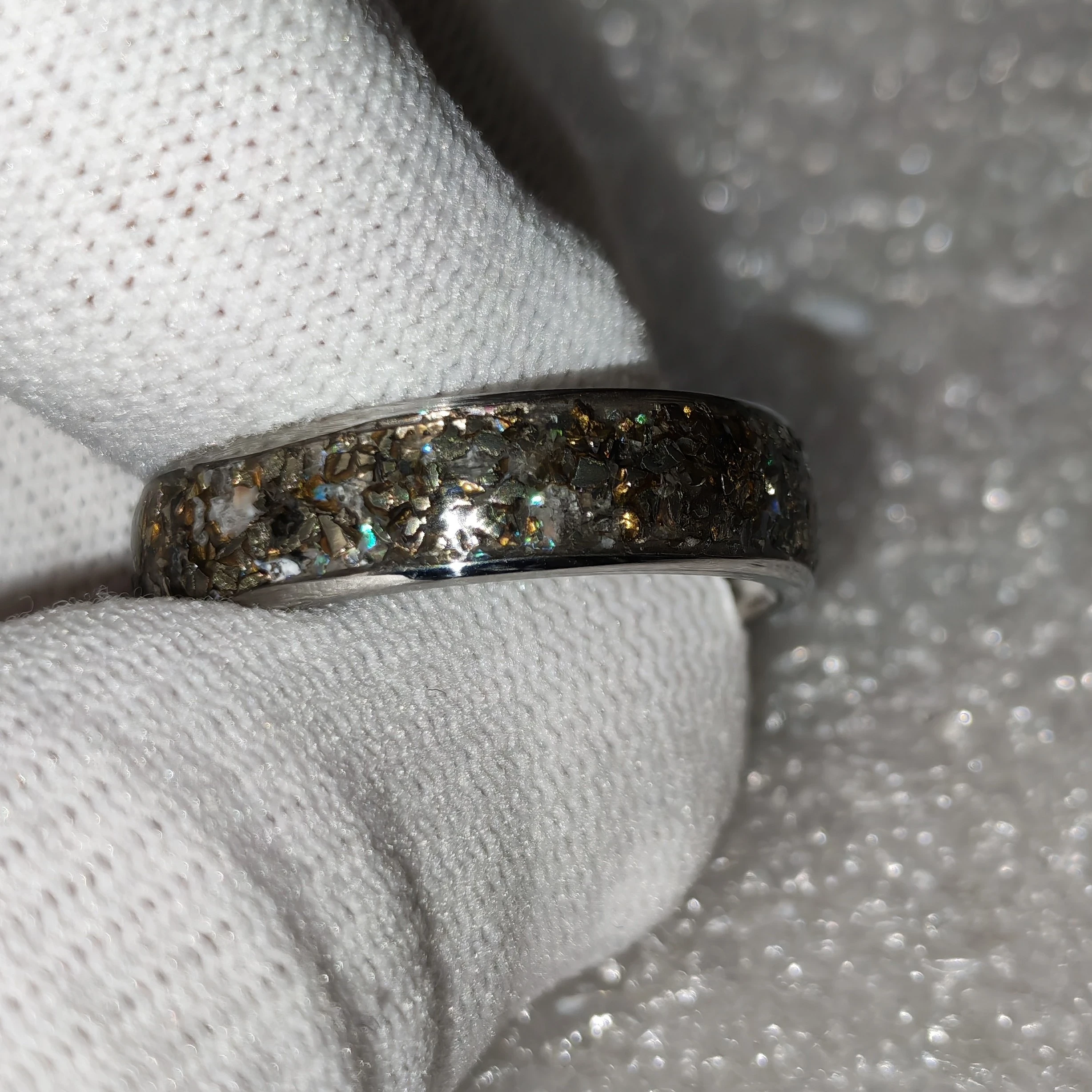 Anillo de pirita y mica aurora espectacular  5