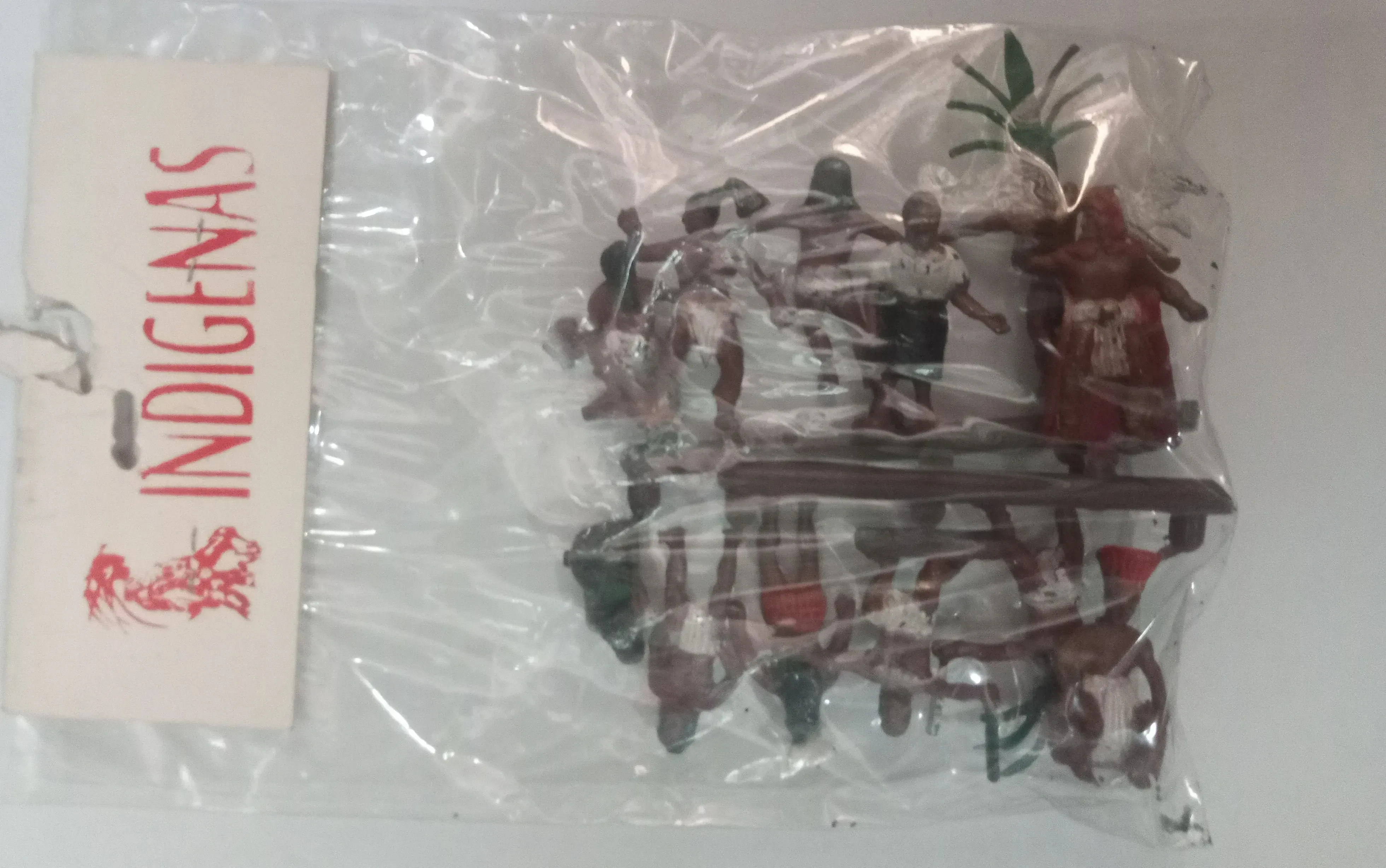 Muñecos de indigenas 