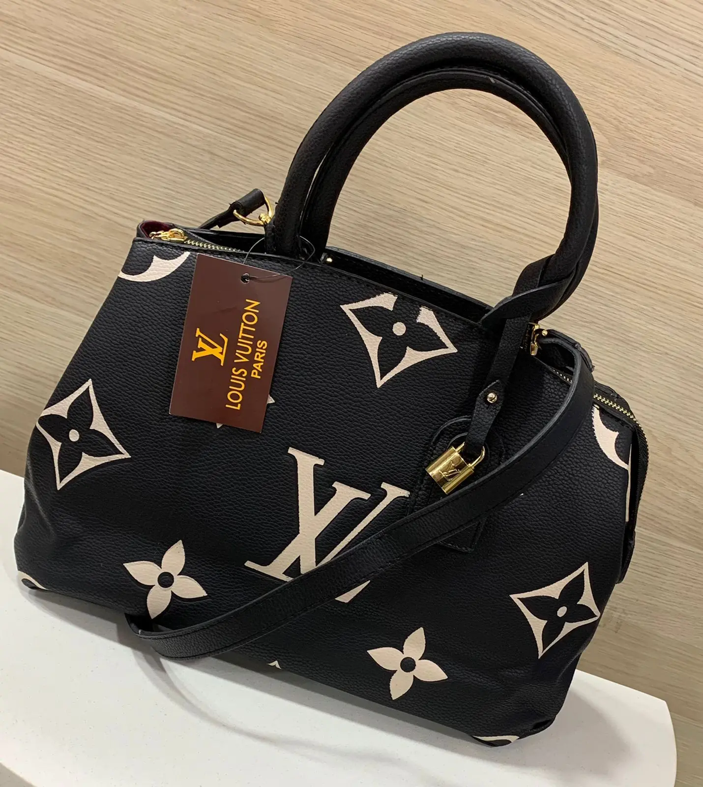 BOLSO LV AAA 2