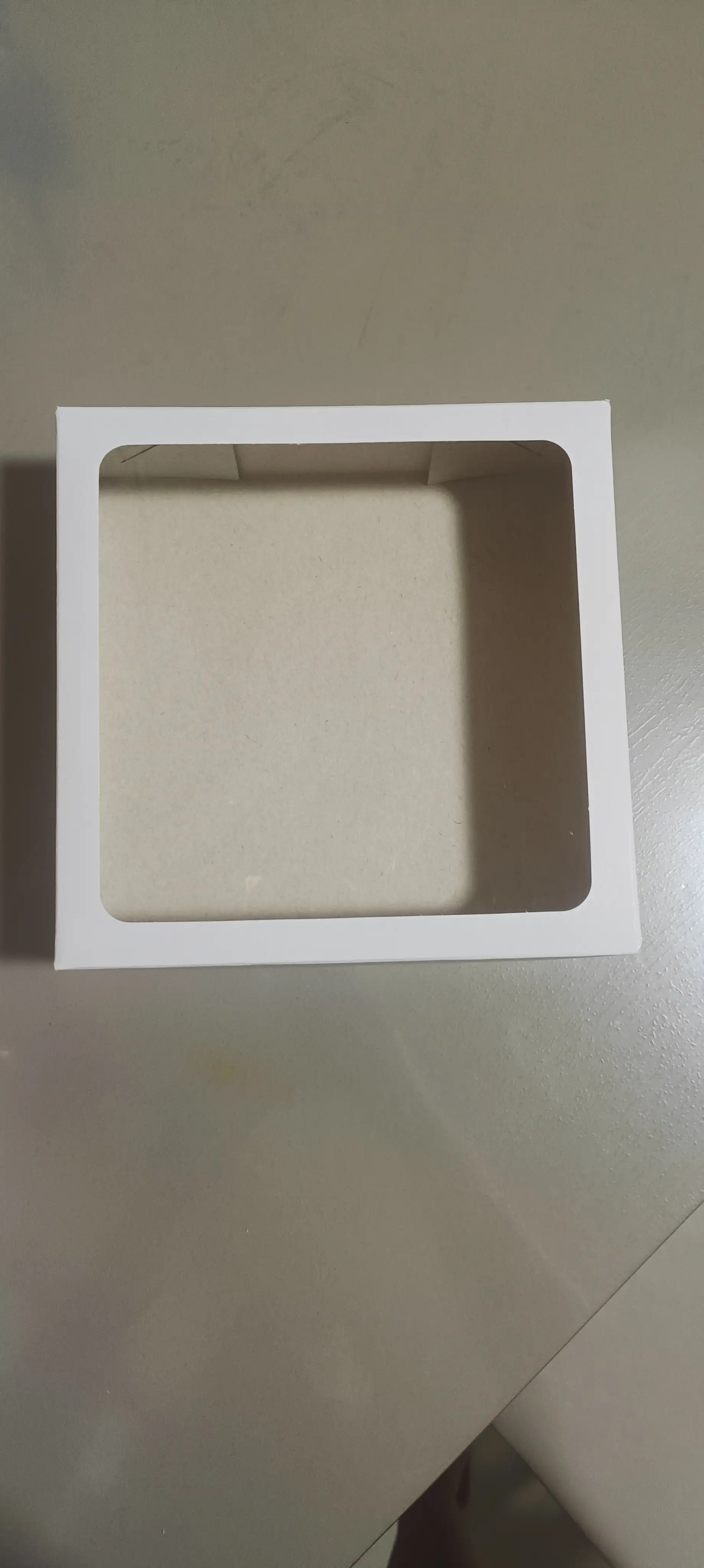 Caixa com visor 20x20