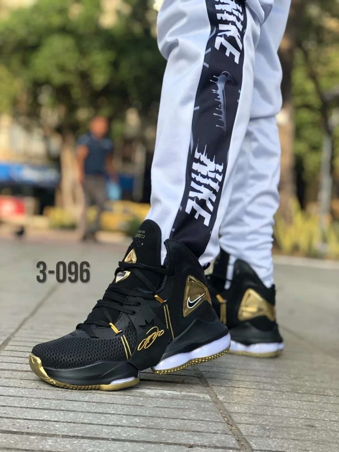 NIKE LEBRON 19 (Colombiano) 2