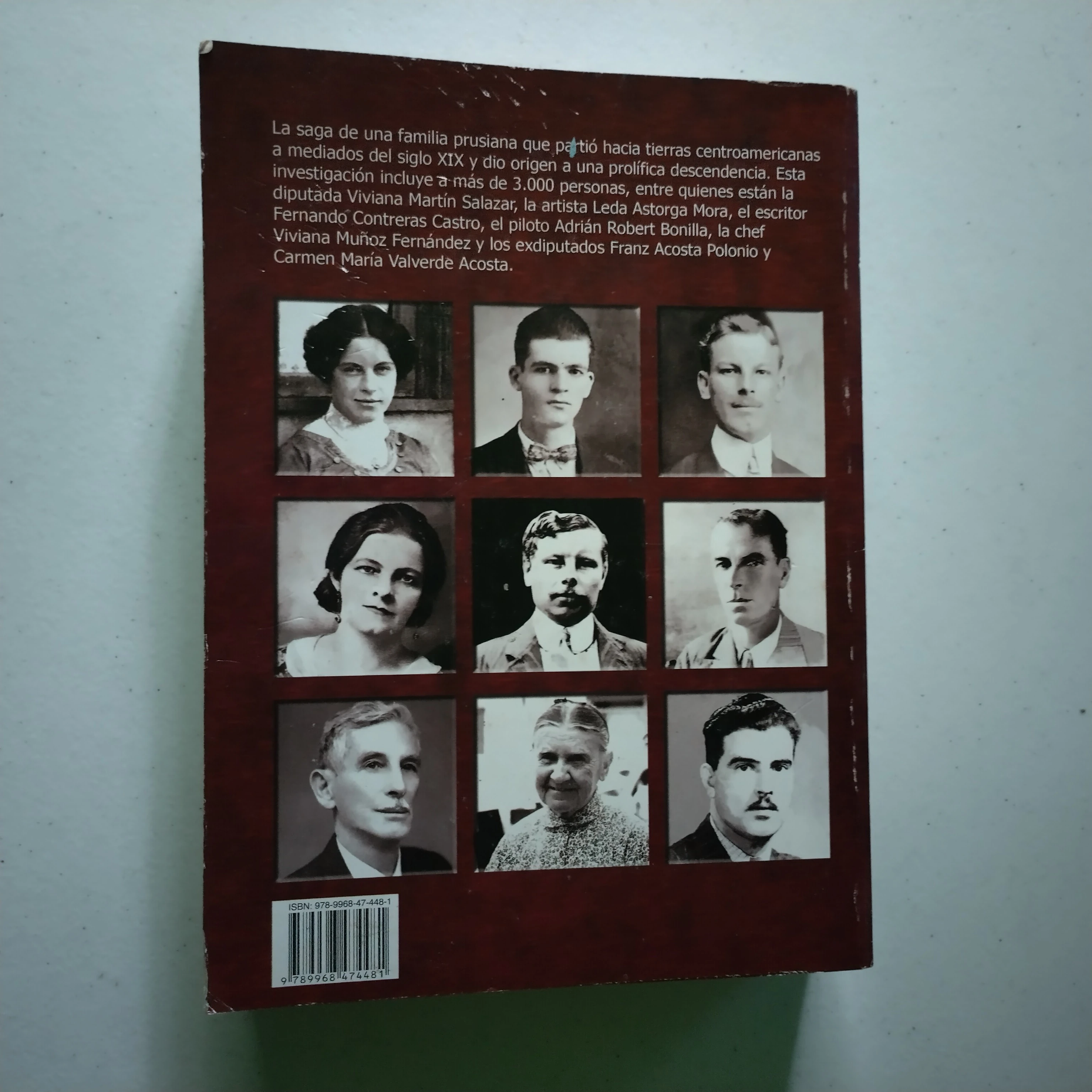 La familia Steffen, Albán y Ligia Cambronero, usado 2