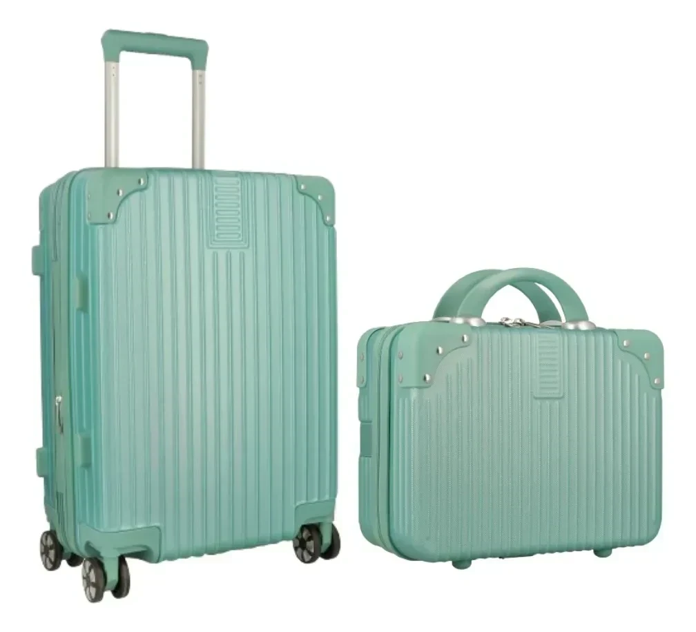 SET VALIJA CARRY ON 18" + NECESER BEAUTY RIGÍDO 4