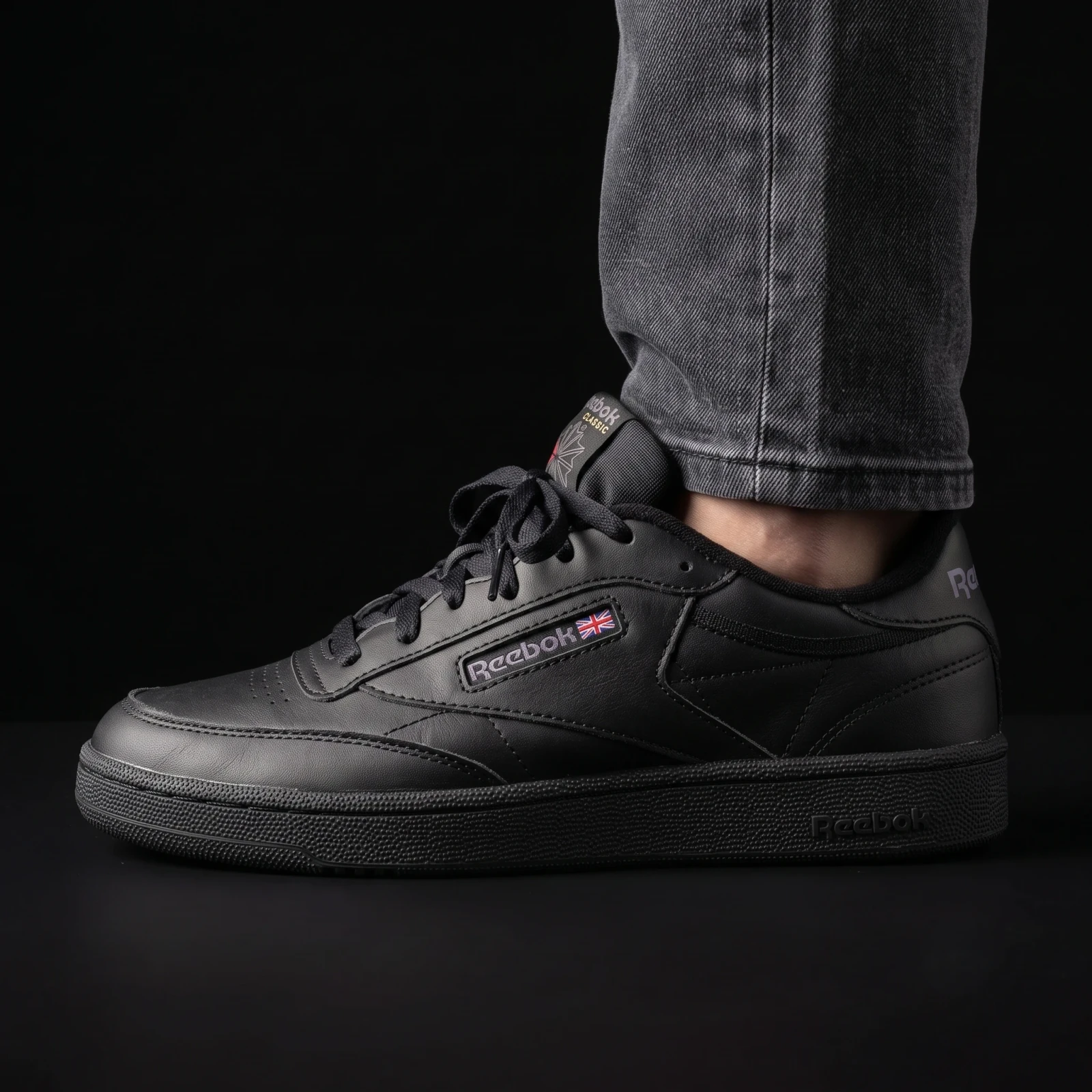 TENIS REEBOK CLUB C 85