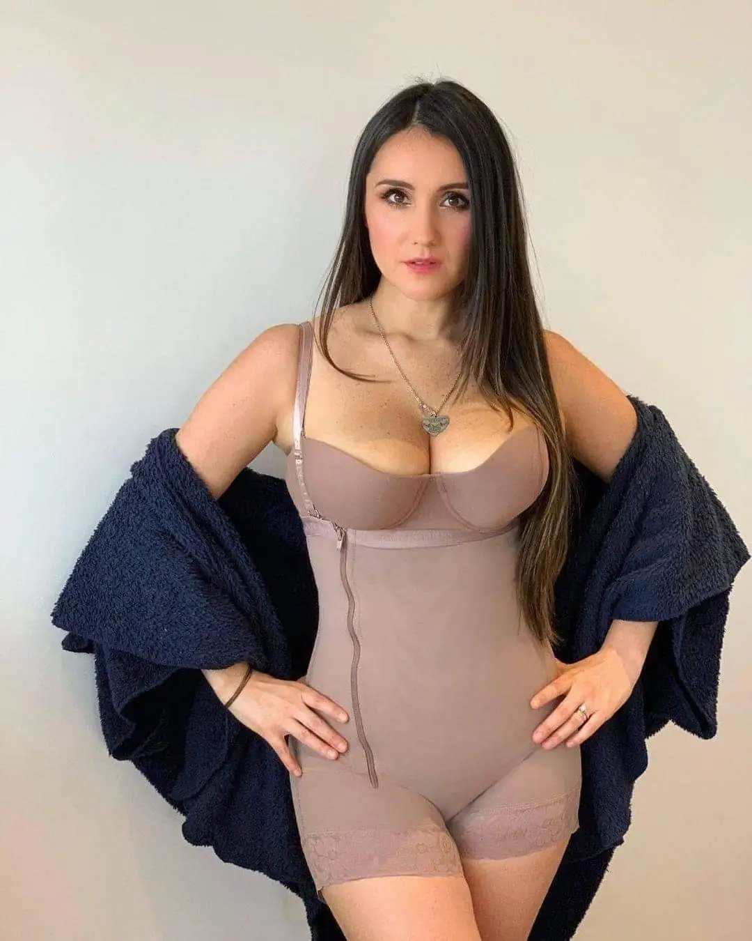 Body short mara Annchery  3