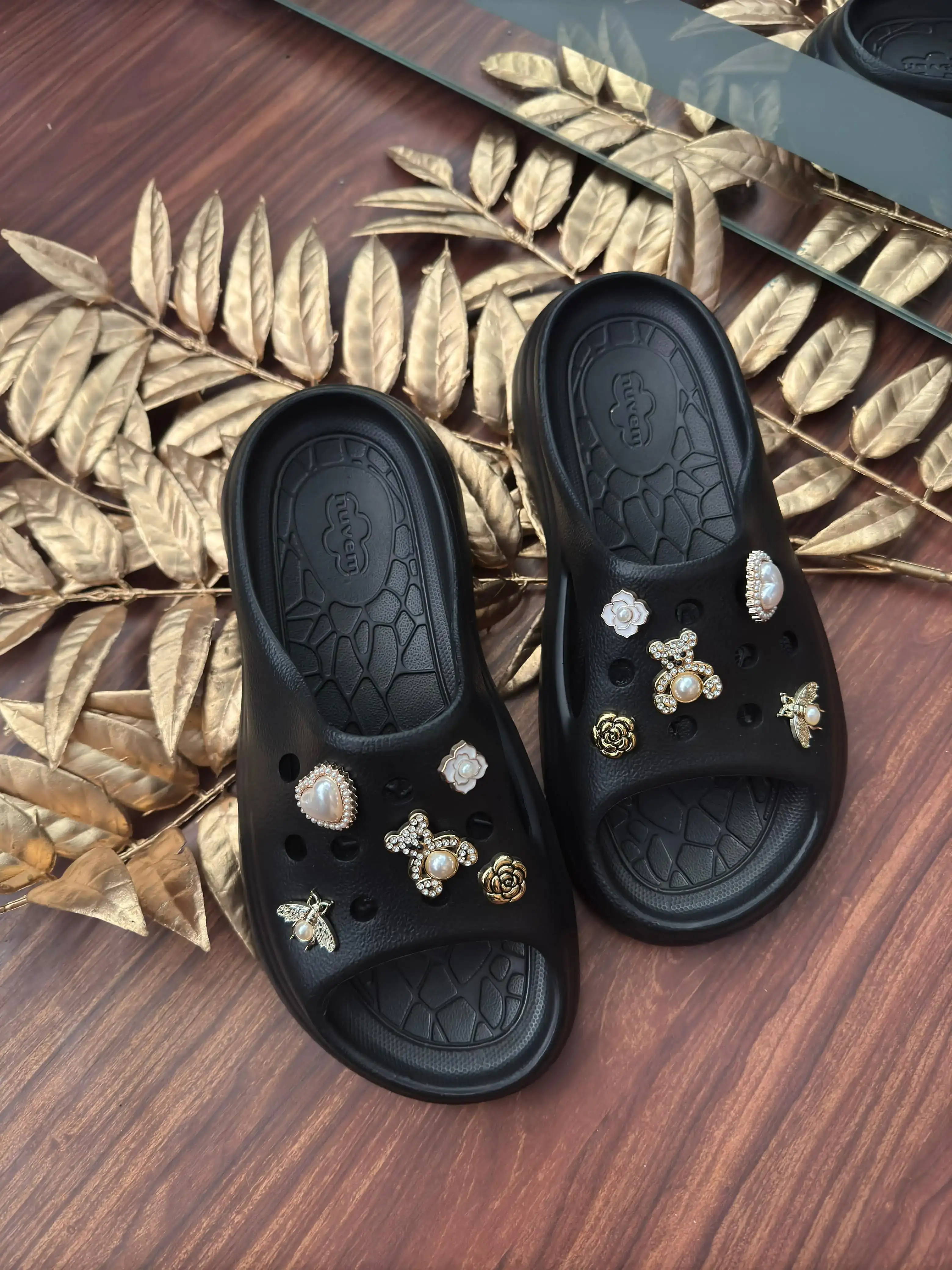 CHINELO SLIDE BOTTOMS  3
