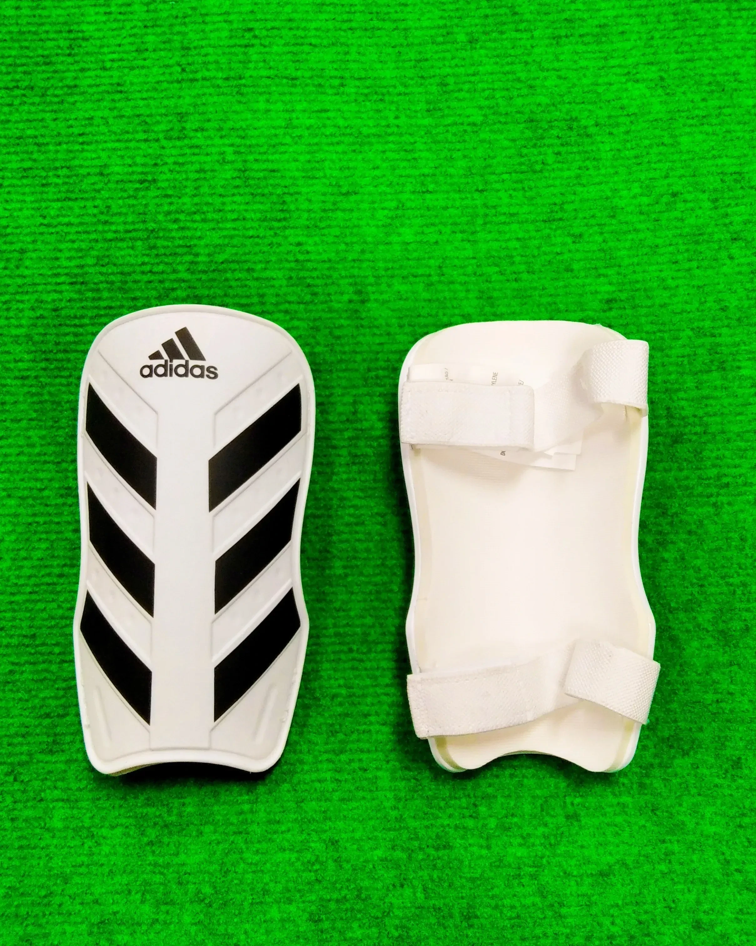 ADIDAS CLÁSICA ORIGINAL  2