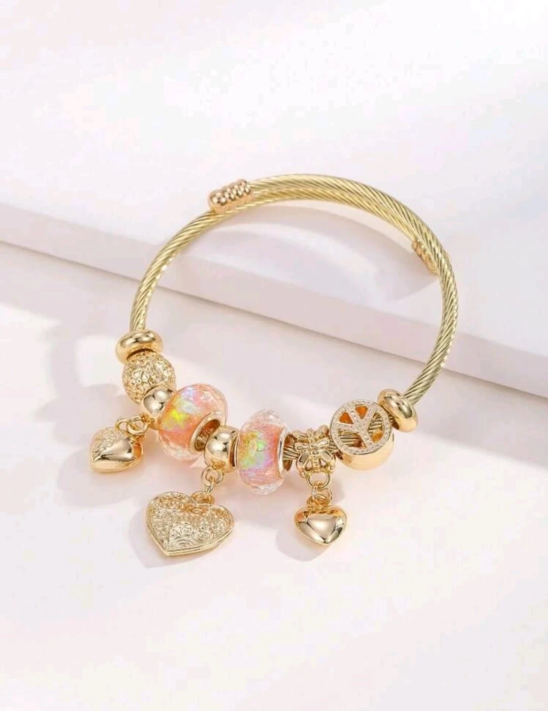 Brazalete con bellos colgantes de acero inoxidable  3