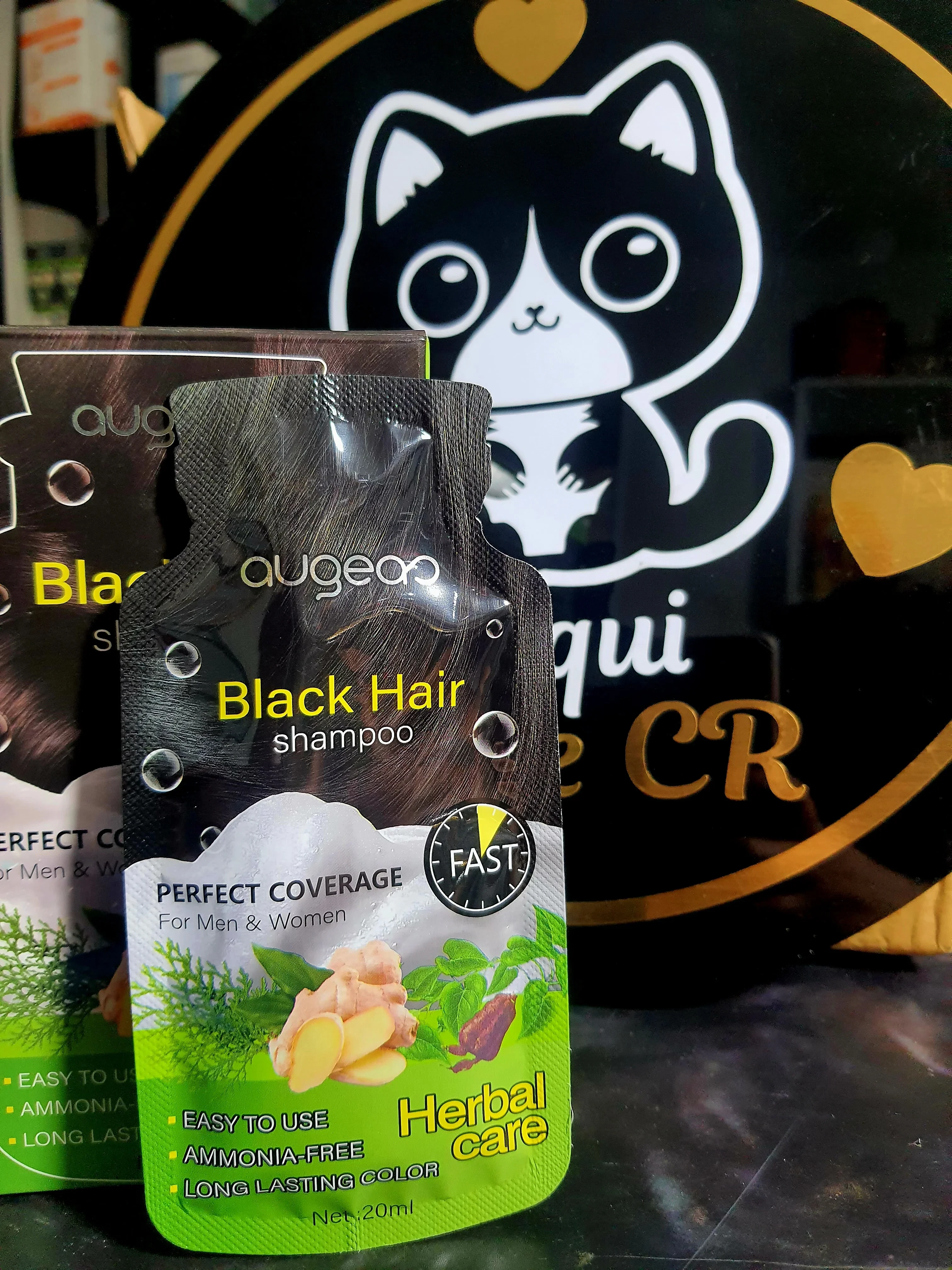 Champu tinte color Negro. Caja com 10 sobres 2
