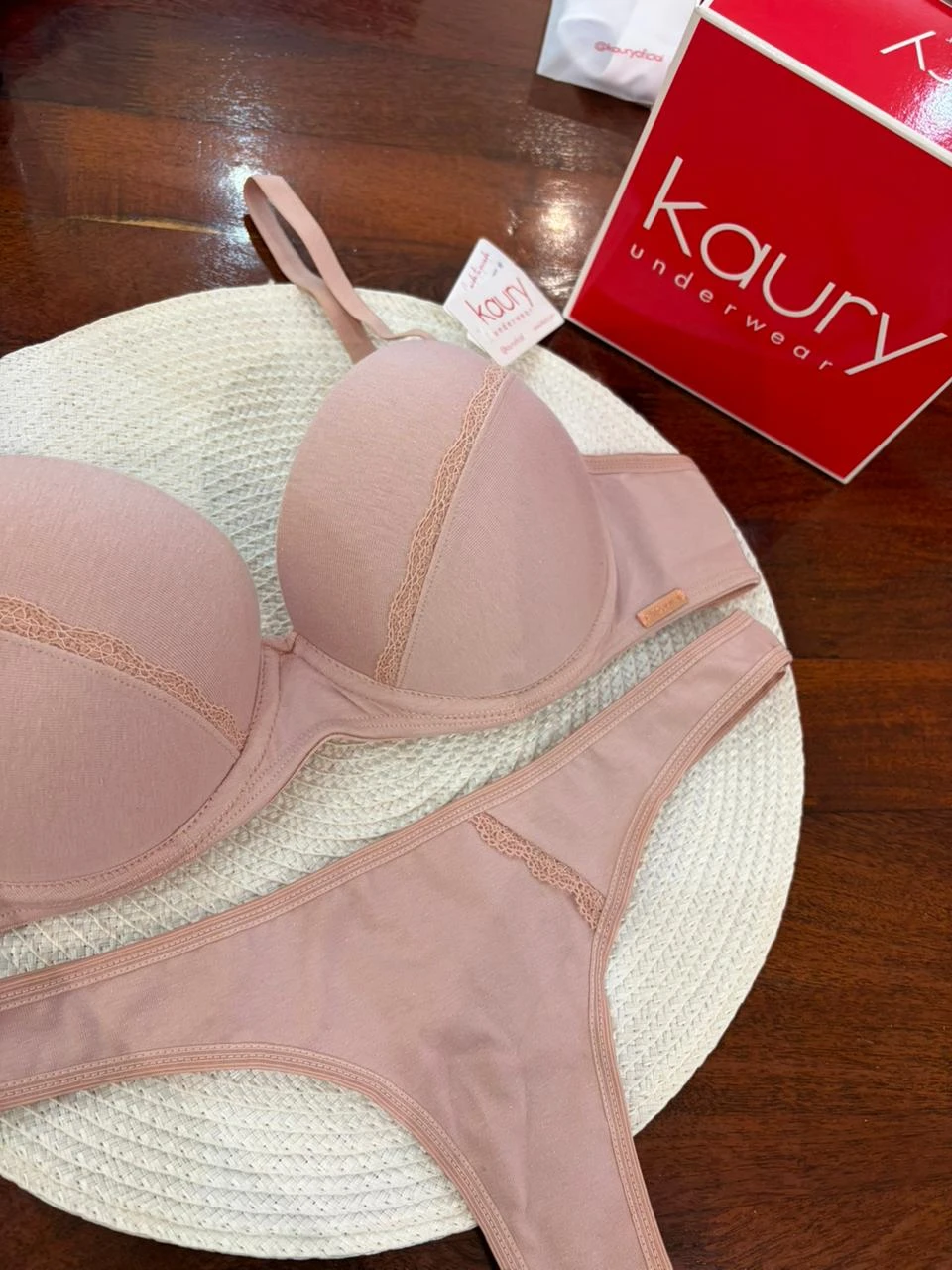 CONJUNTO MARCA KAURY T. 100