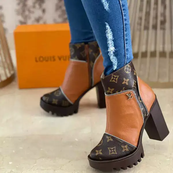 Louis vuitton 4