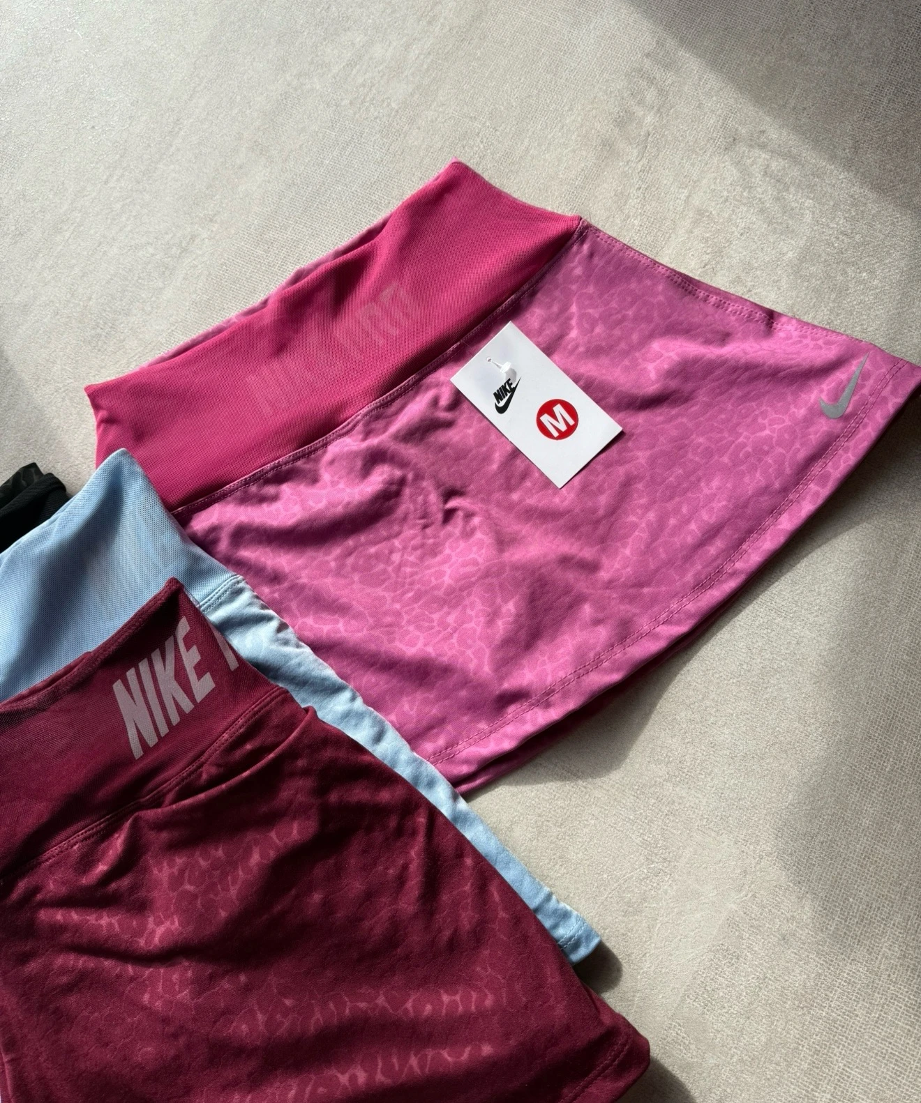 SHORT POLLERA