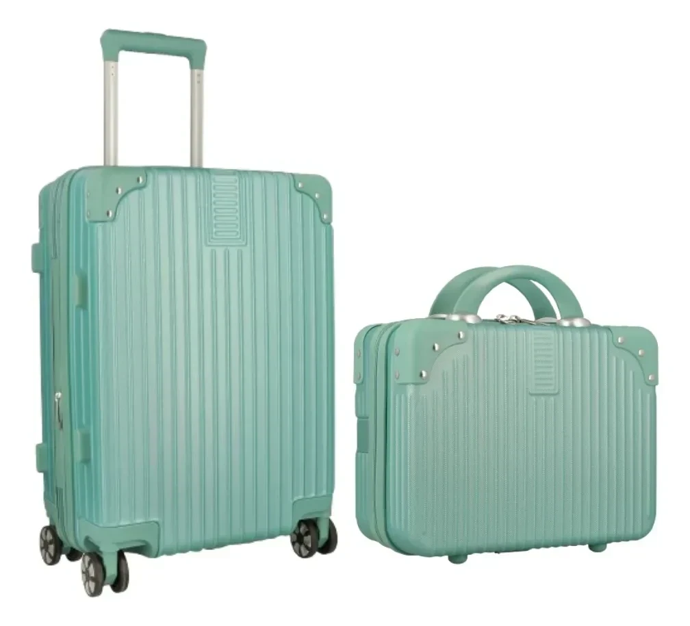 SET VALIJA CARRY ON 18" + NECESER BEAUTY RIGÍDO 4