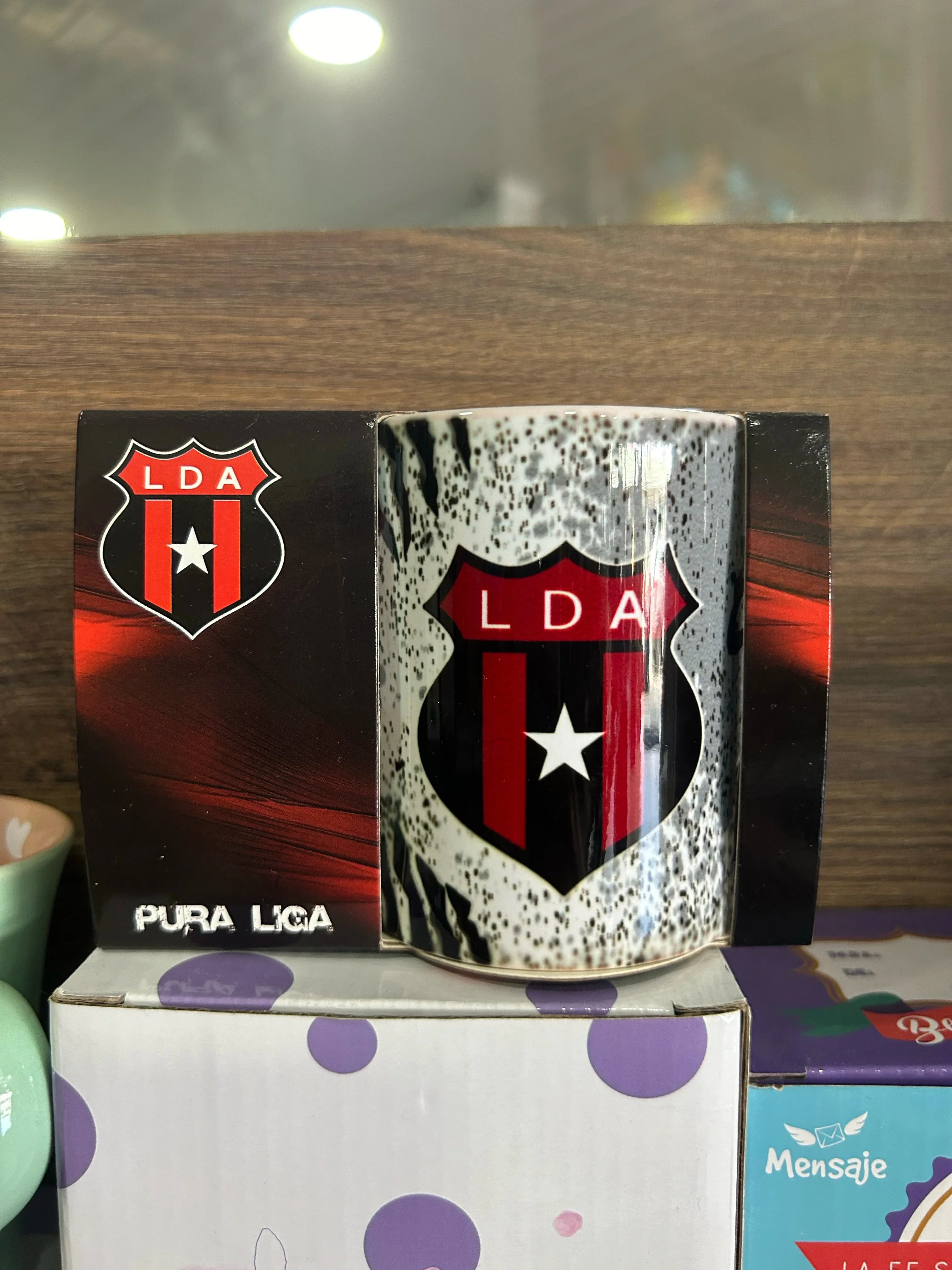 Taza pequeña equipos 3