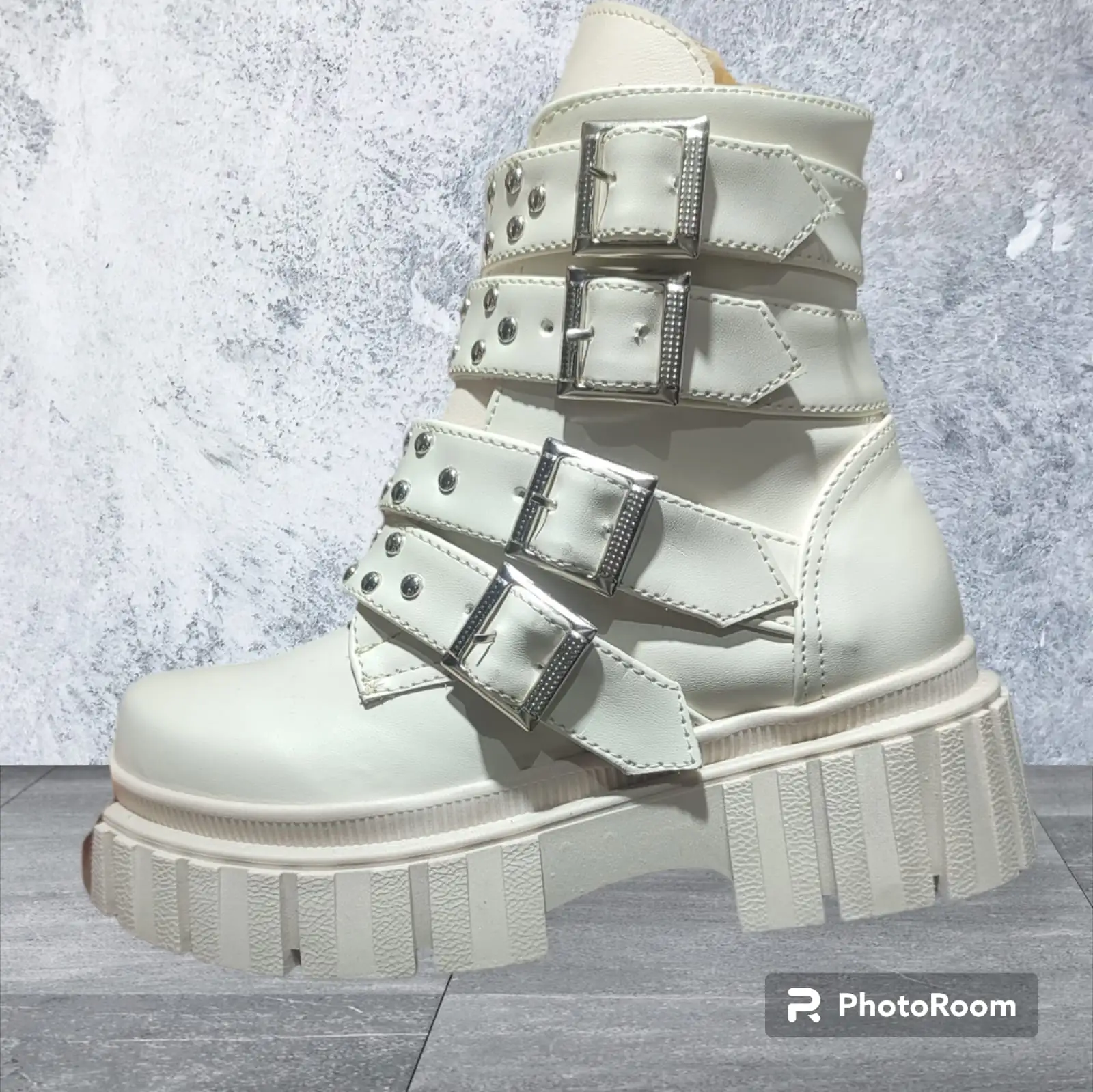 Bota 4 evillas  3