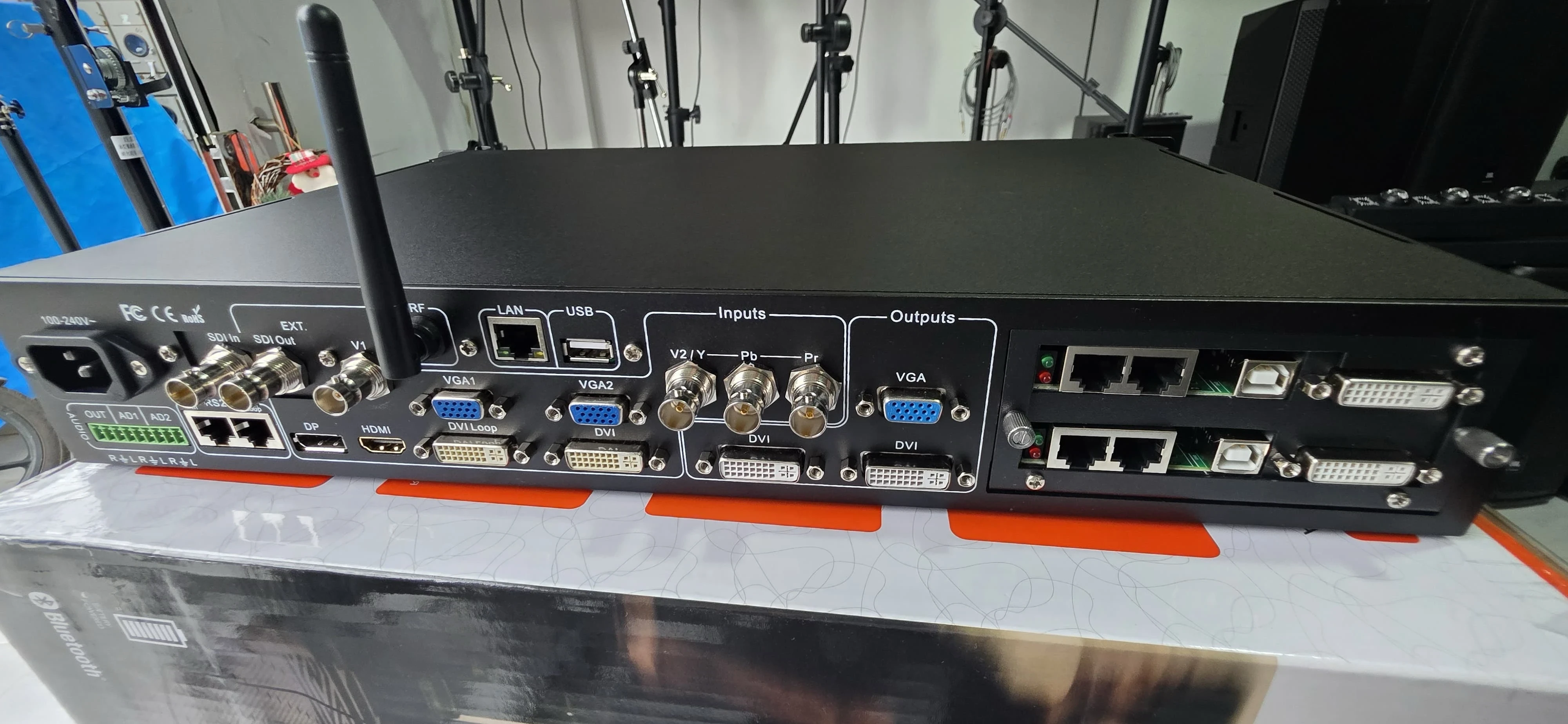 -PROCESADOR DE VIDEO LBP-615S con doble salida de video para  5