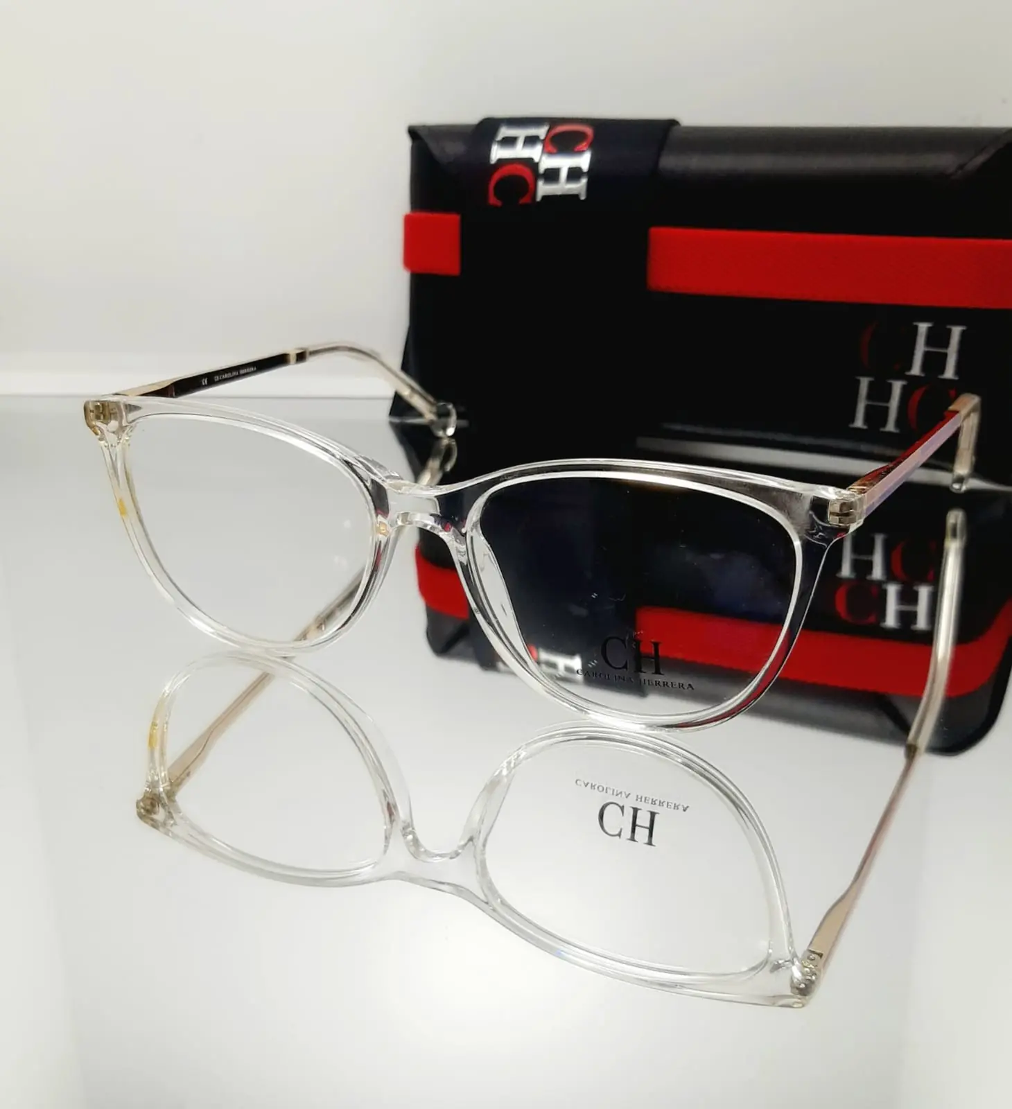*Montura Carolina Herrera replica 3A  8