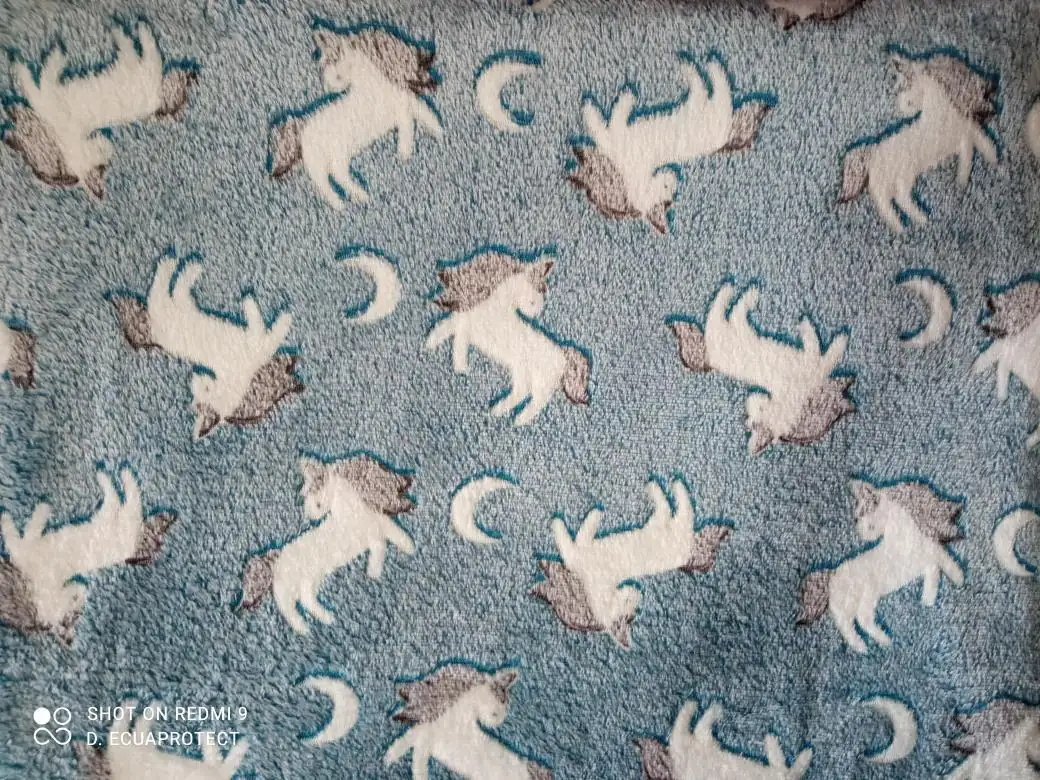 COLCHA LUMINOSA - UNICORNIO 🦄