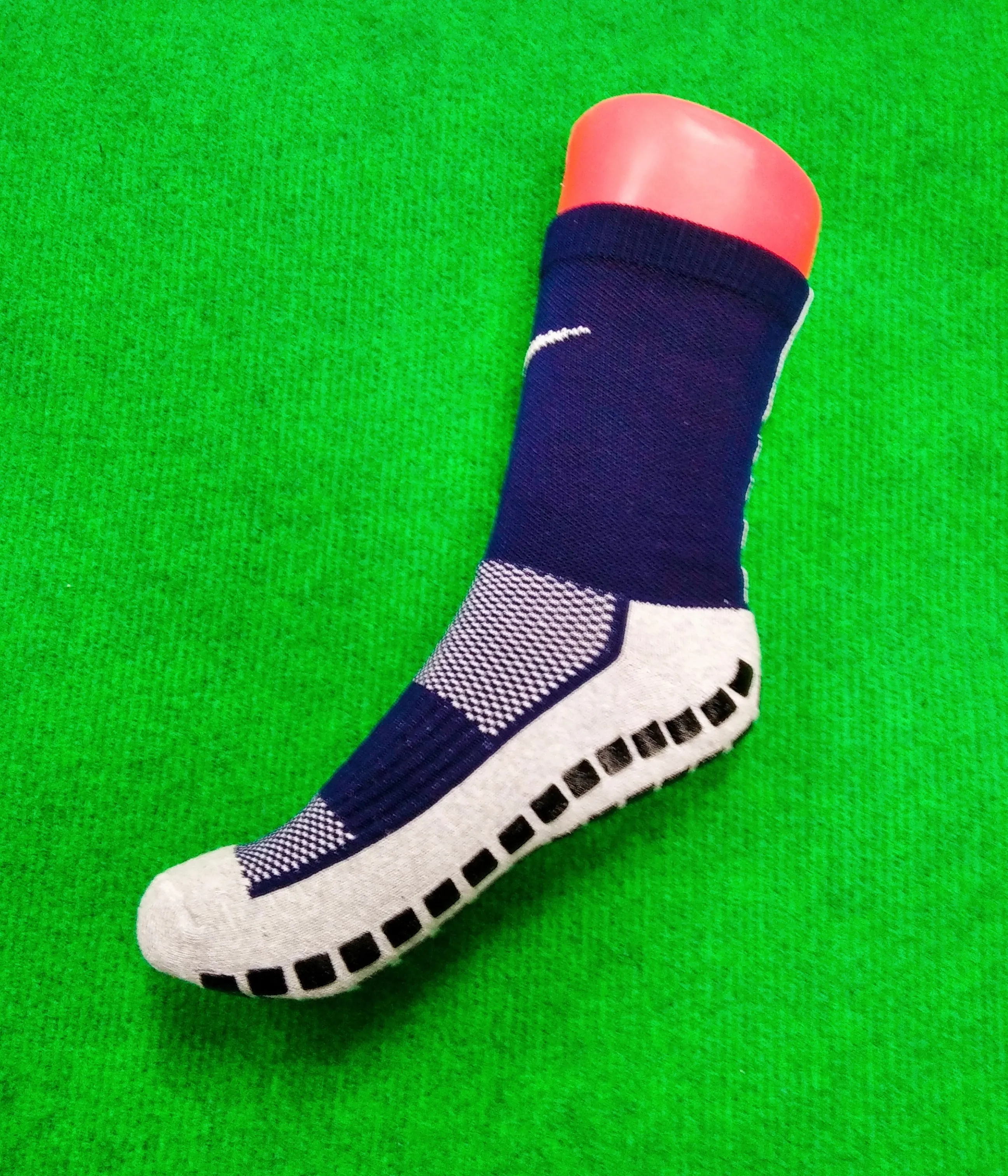 NIKE ANTIDESLIZANTES  2