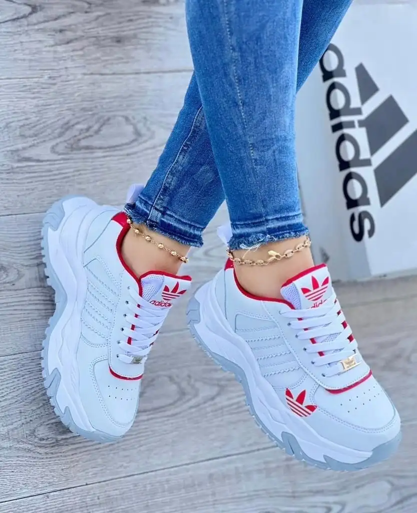 Tenis Adidas Suela alta Dama 